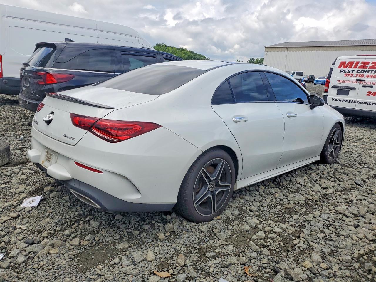 2022 MERCEDES-BENZ CLA 250 4MATIC — снимка 3