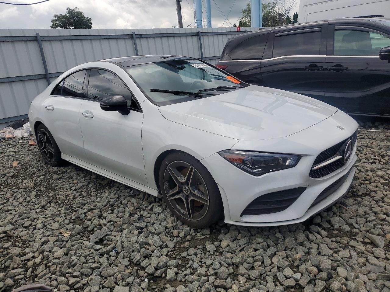 2022 MERCEDES-BENZ CLA 250 4MATIC — снимка 4