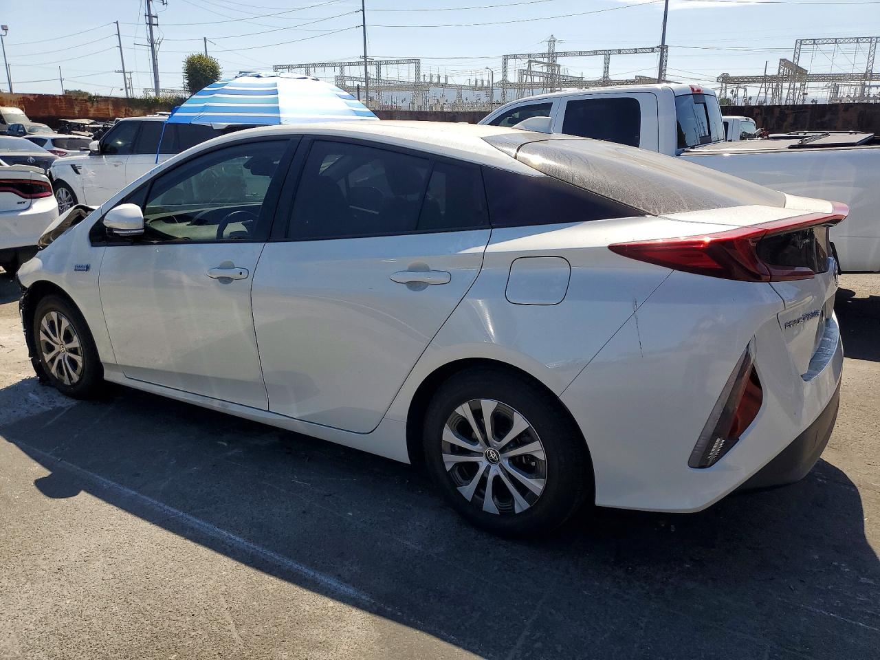 2020 TOYOTA PRIUS PRIME XLE — снимка 2