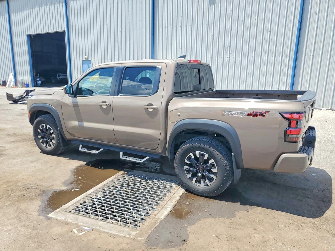 2024 NISSAN FRONTIER PRO-4X — снимка 2