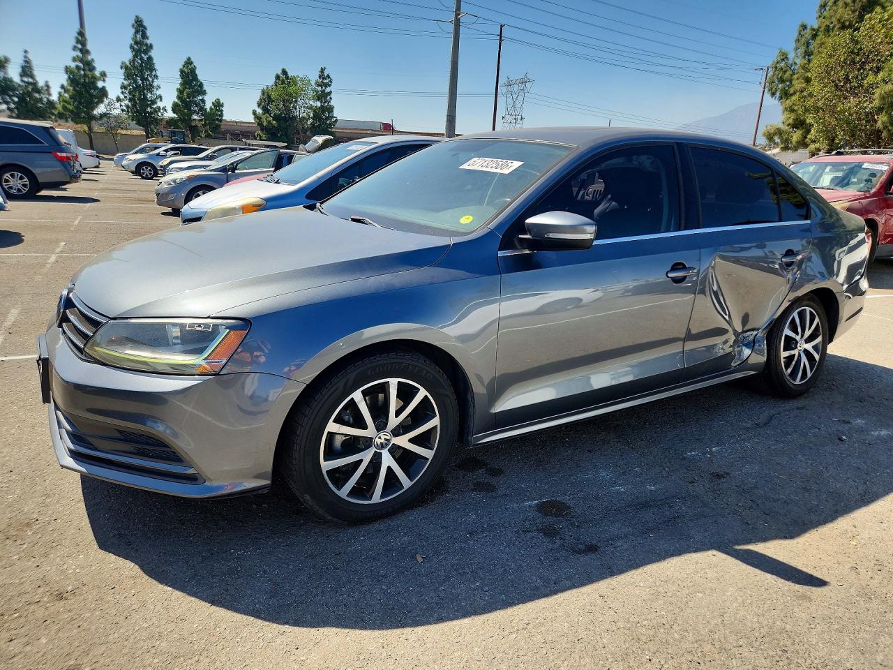 2017 VOLKSWAGEN JETTA SE