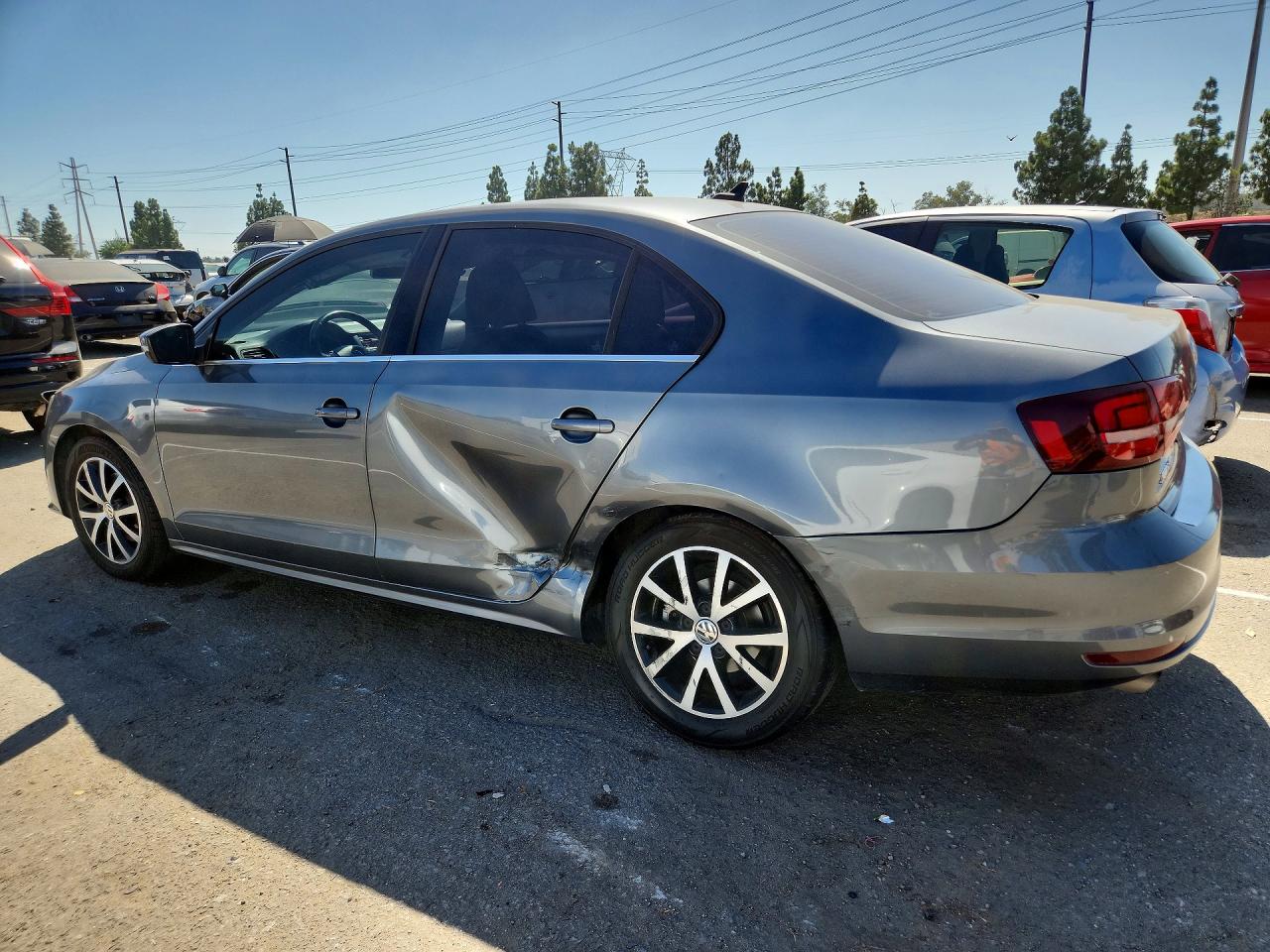 2017 VOLKSWAGEN JETTA SE — снимка 2