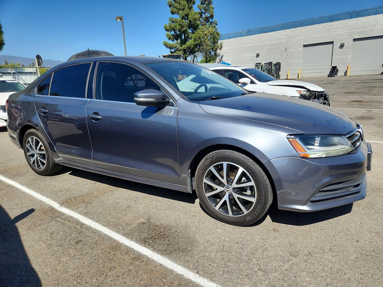 2017 VOLKSWAGEN JETTA SE — снимка 4