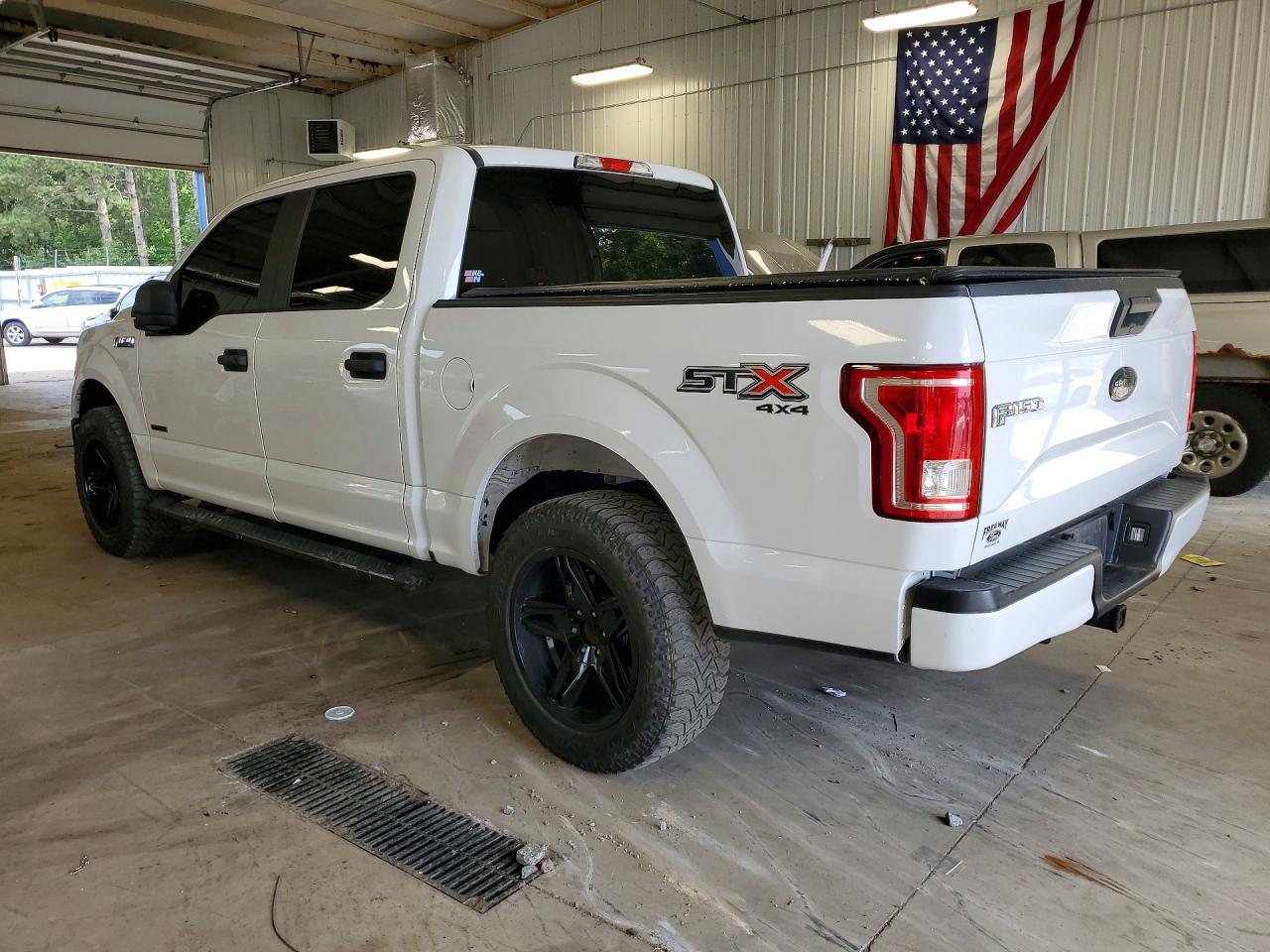 2017 FORD F150 SUPERCREW — снимка 2