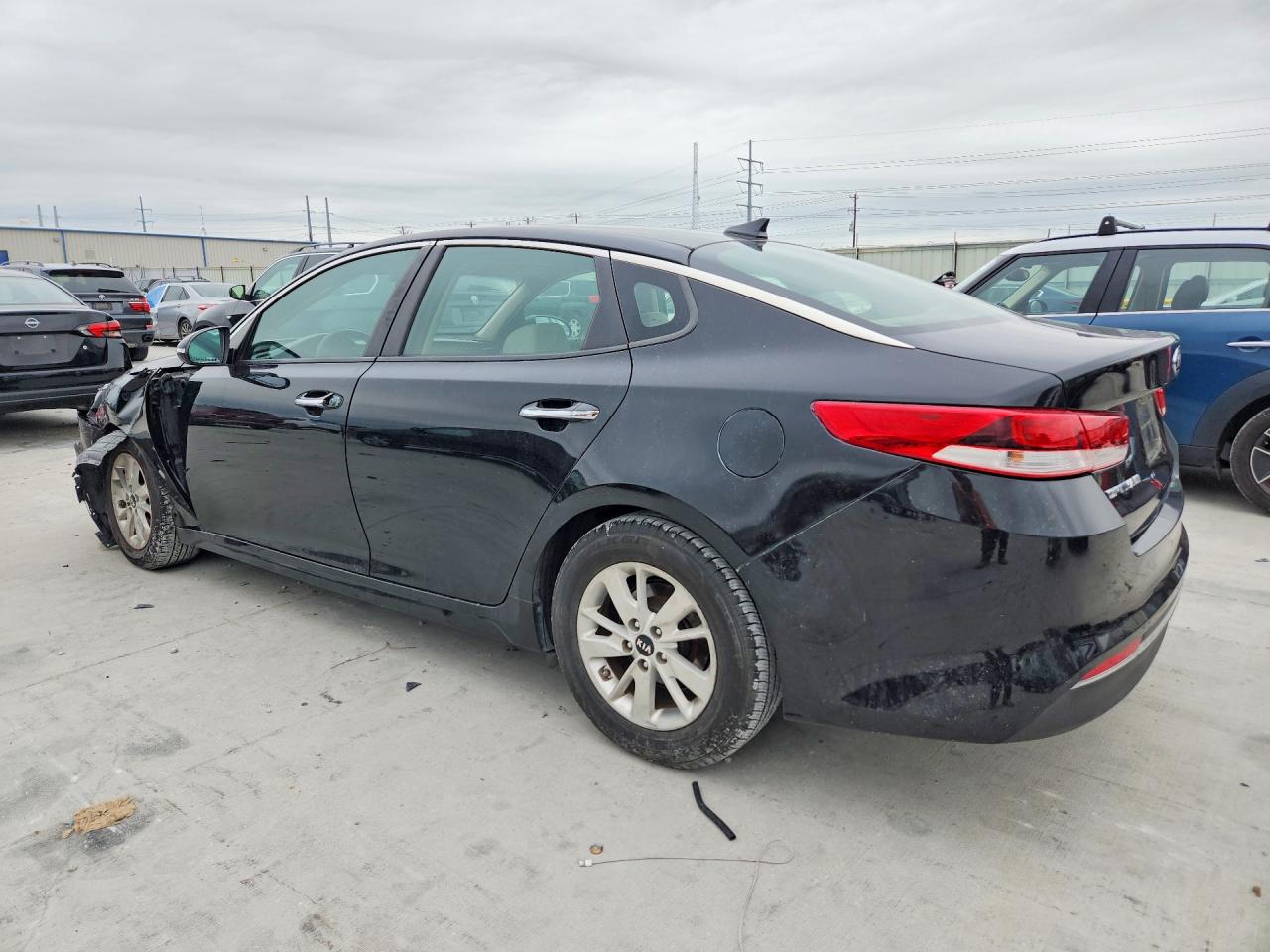 2016 KIA OPTIMA LX — снимка 2