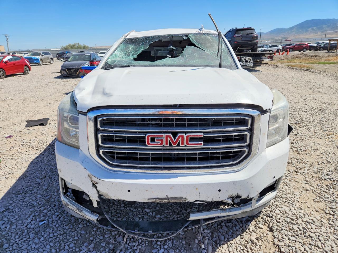 2017 GMC YUKON XL K1500 SLE — снимка 5
