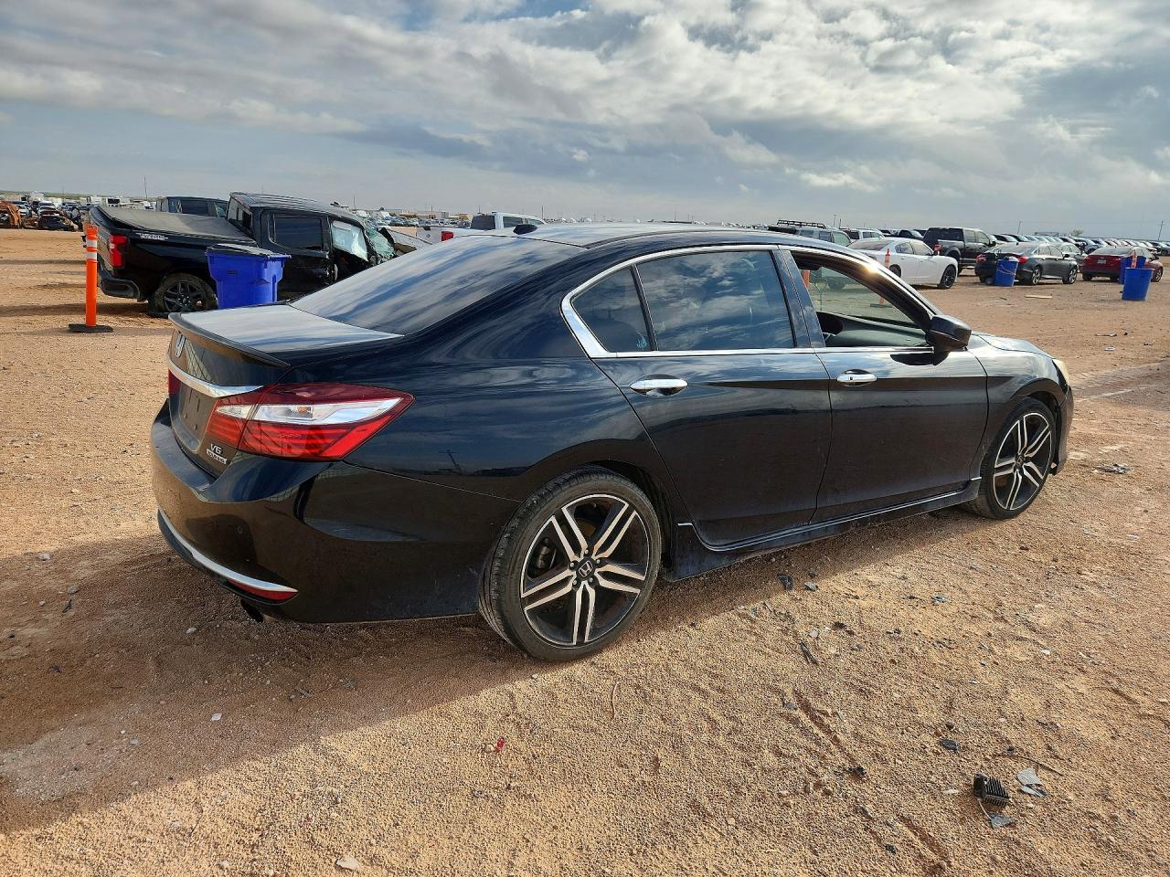 2017 HONDA ACCORD TOURING — снимка 3