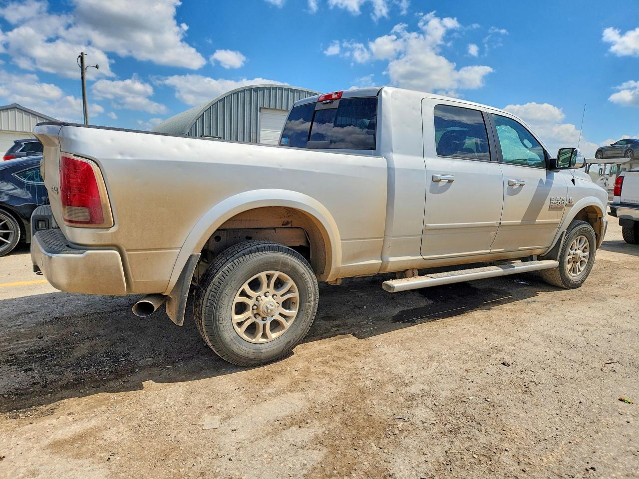 2016 RAM 2500 LARAMIE — снимка 3