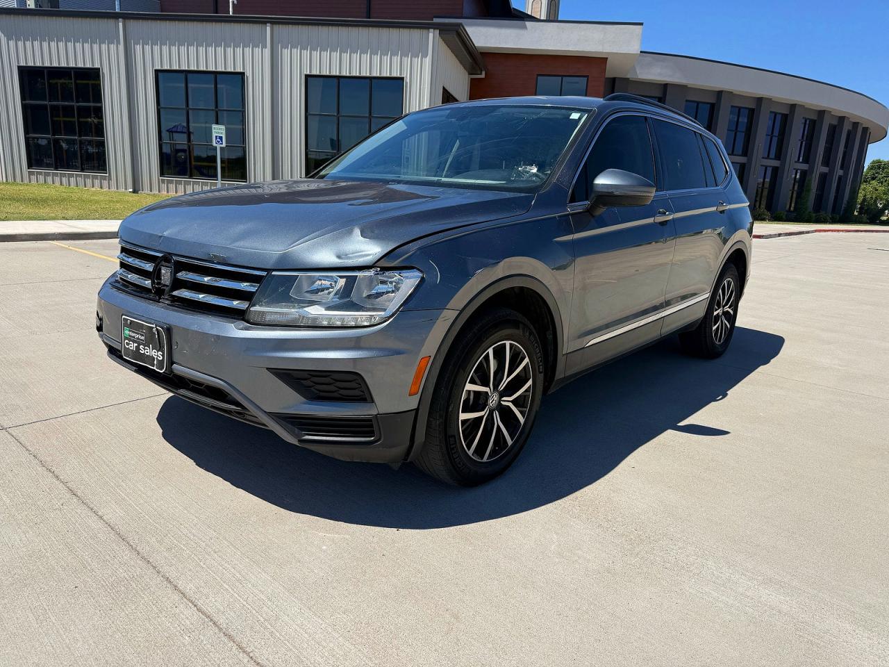 2021 VOLKSWAGEN TIGUAN SE — снимка 2