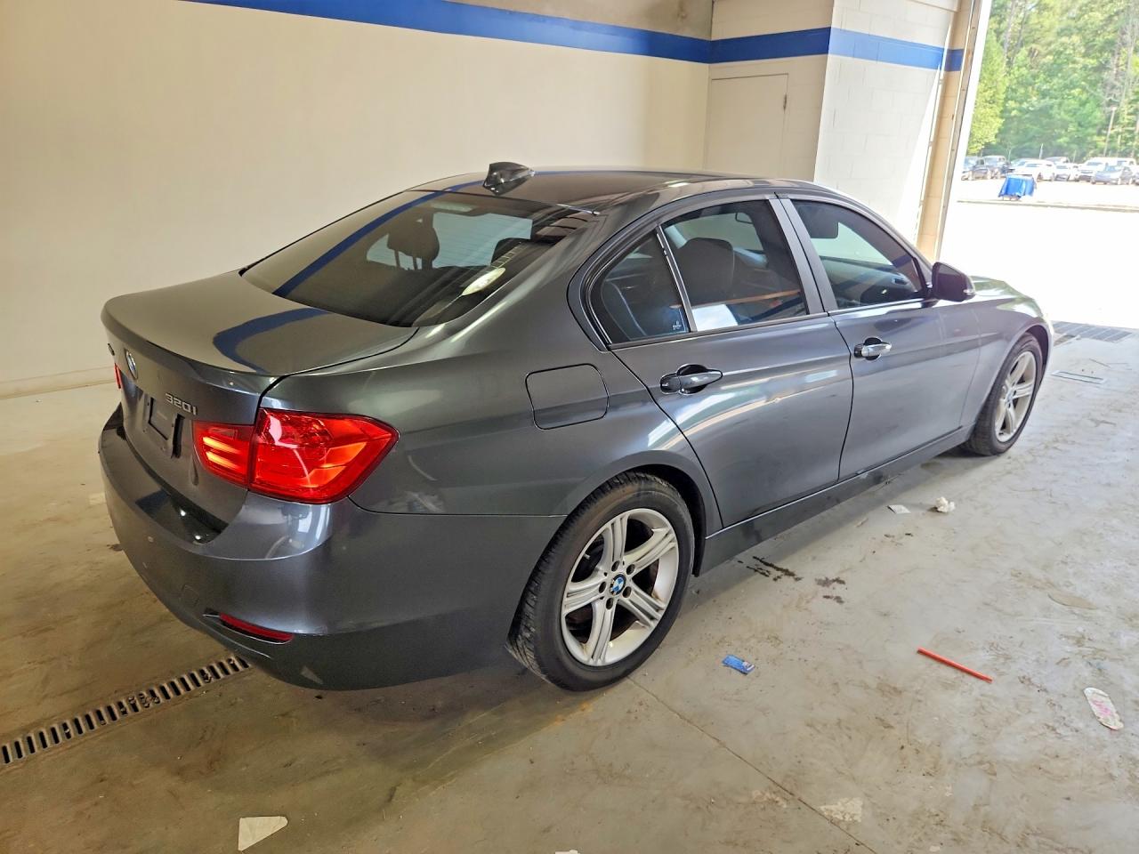 2014 BMW 320 I XDRIVE — снимка 3