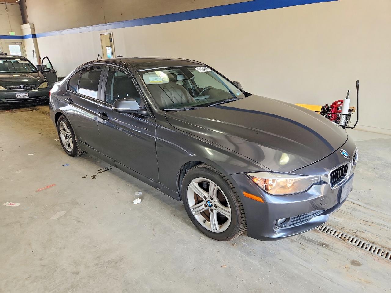 2014 BMW 320 I XDRIVE — снимка 4
