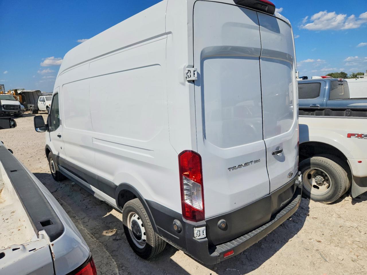 2022 FORD TRANSIT T-250 — снимка 2