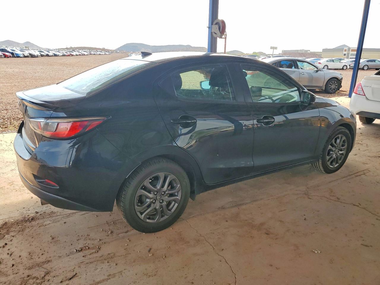 2019 TOYOTA YARIS LE — снимка 3