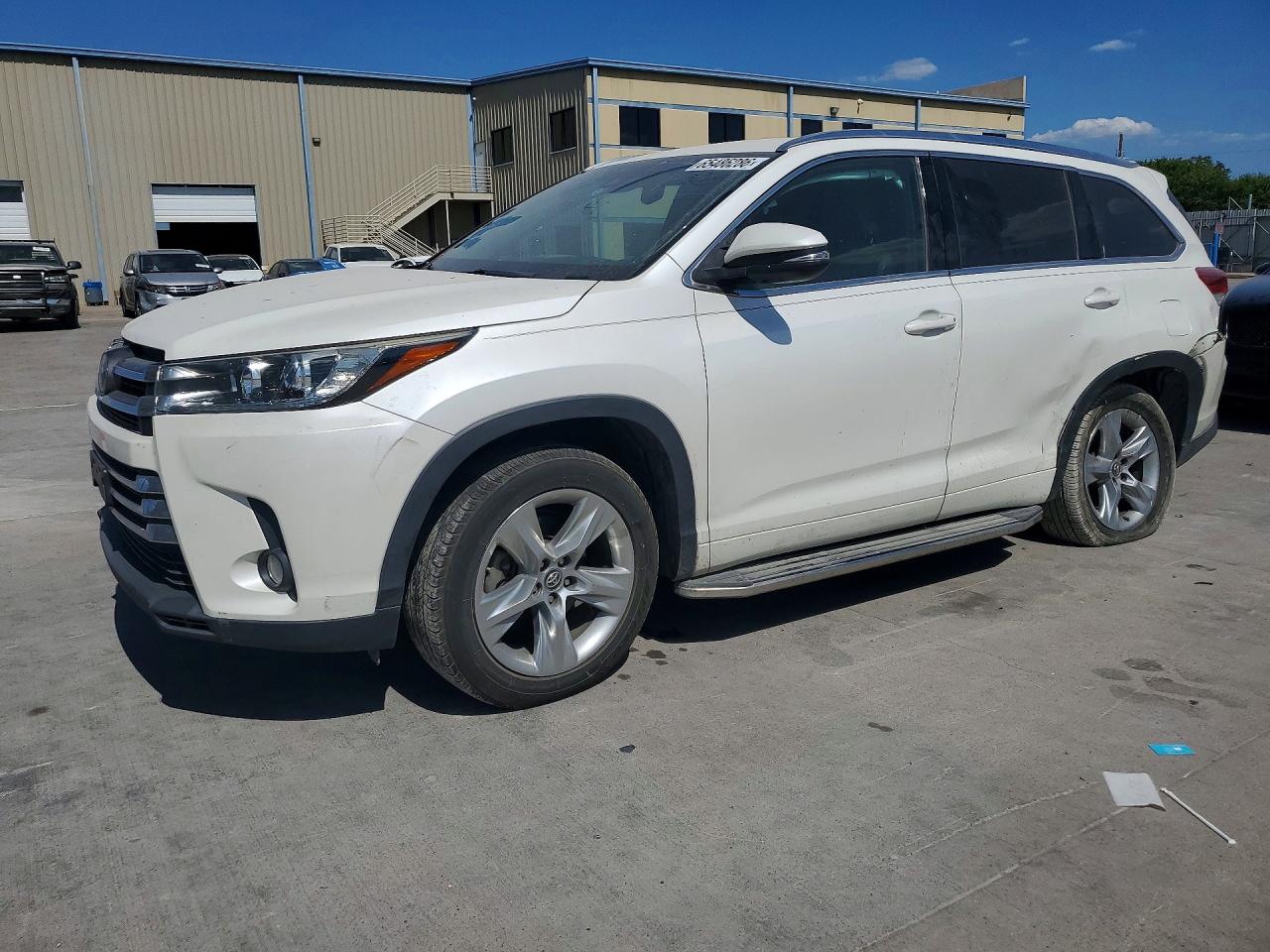 2018 TOYOTA HIGHLANDER LIMITED