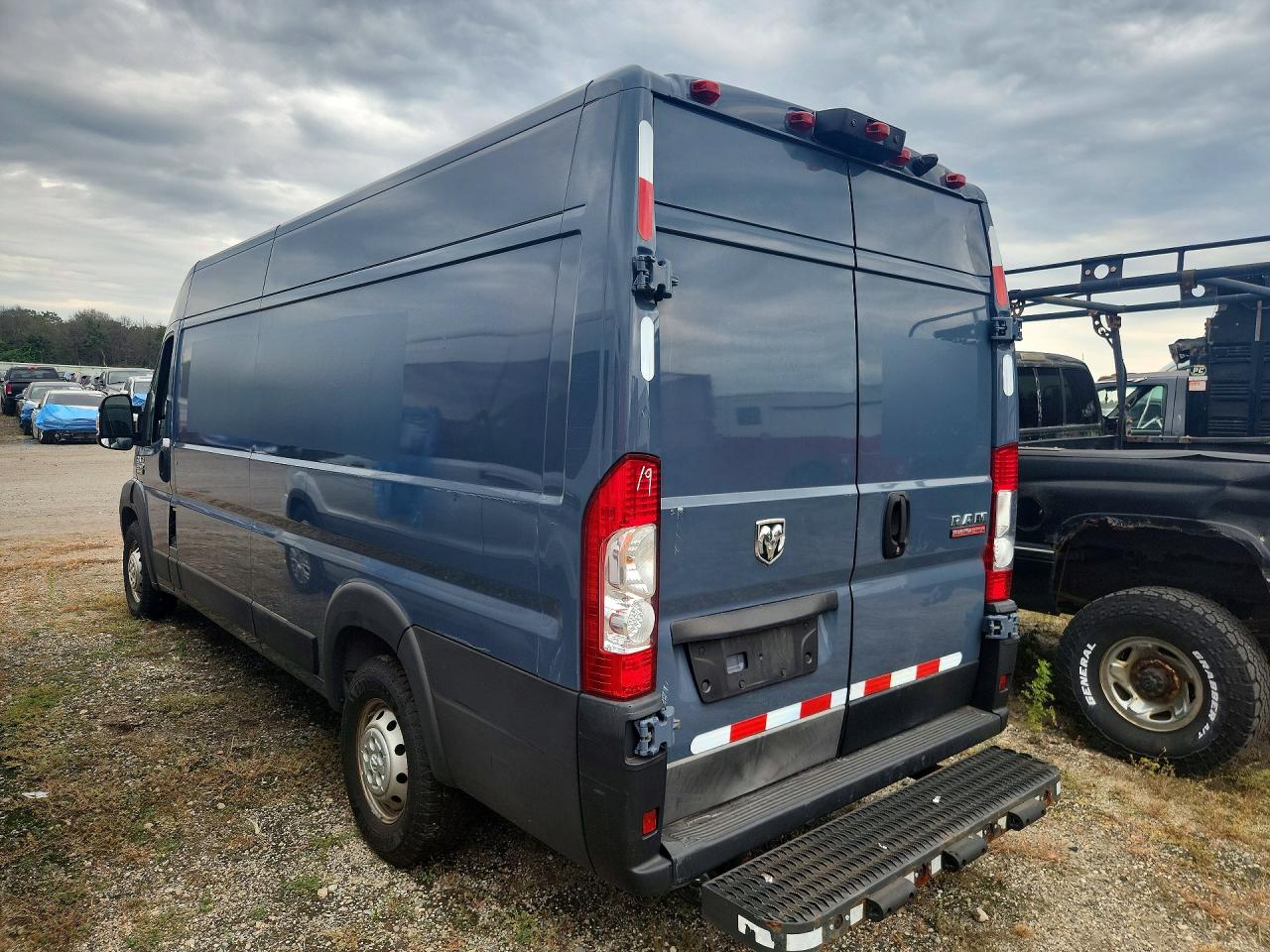 2021 RAM PROMASTER 3500 — снимка 2