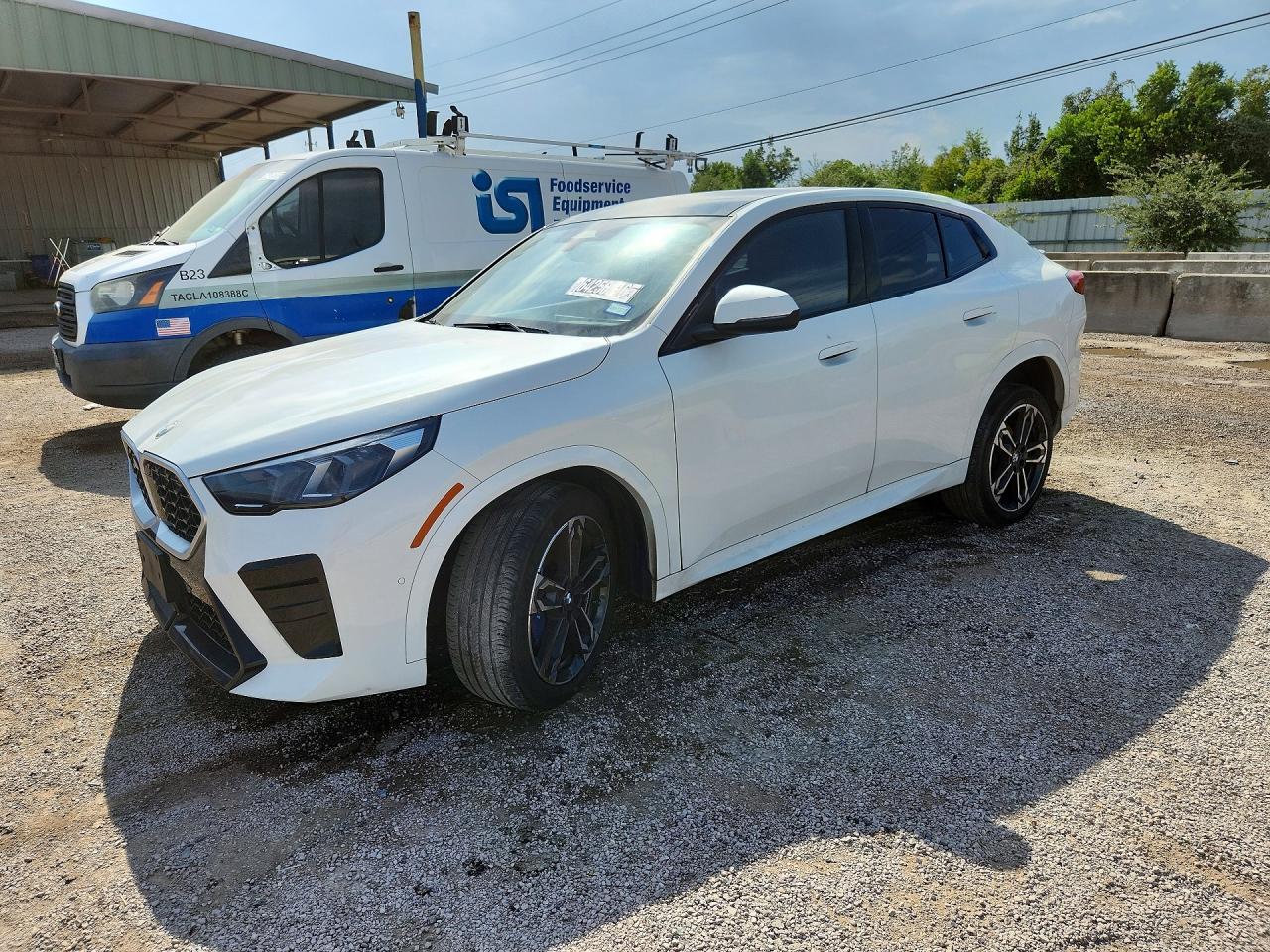 2025 BMW X2 XDRIVE28I
