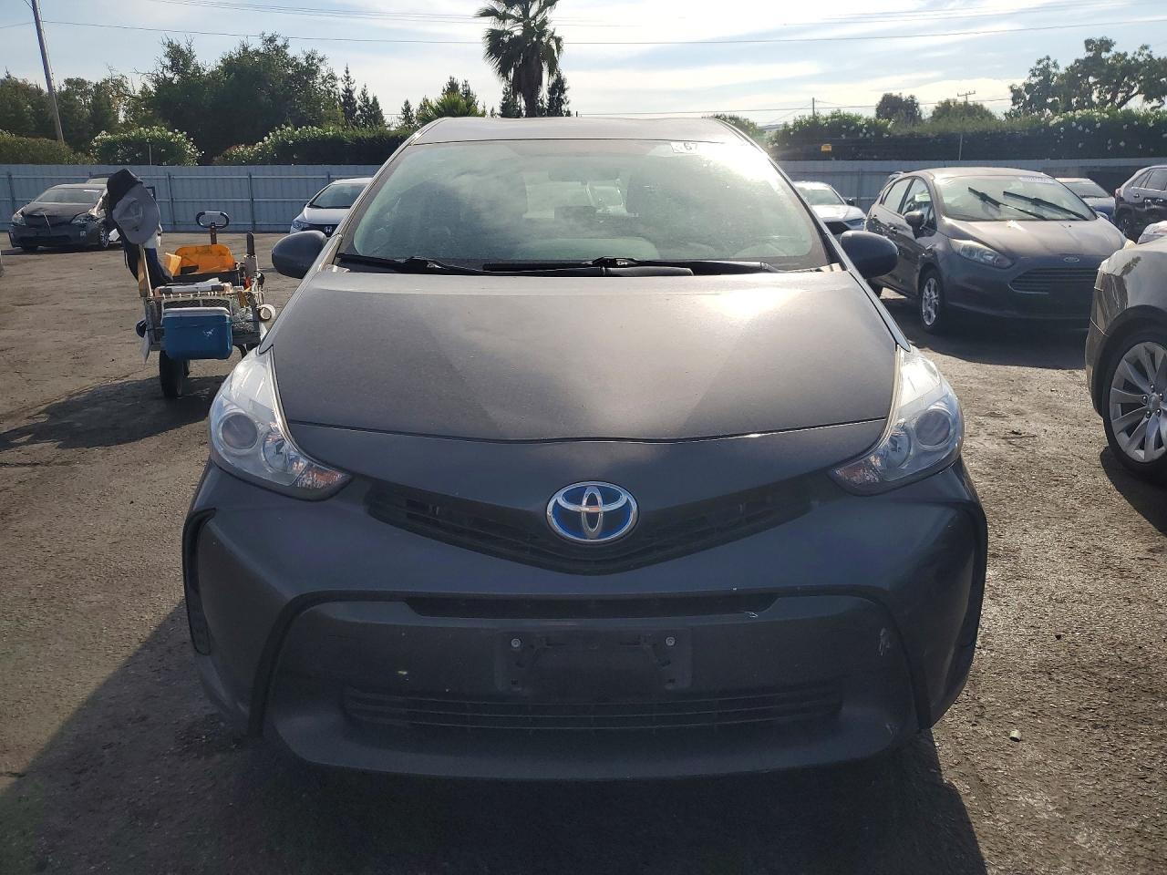 2016 TOYOTA PRIUS V TWO — снимка 5