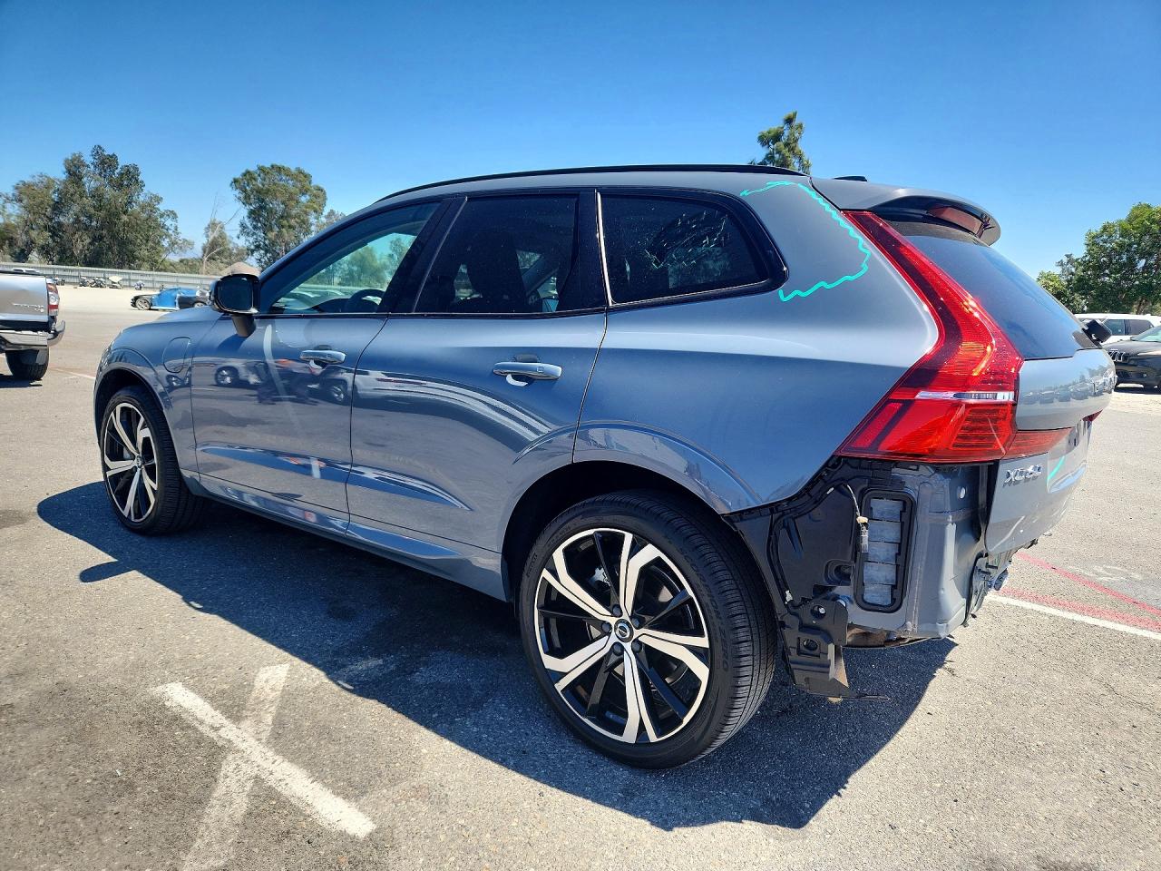 2023 VOLVO XC60 ULTIMATE — снимка 2
