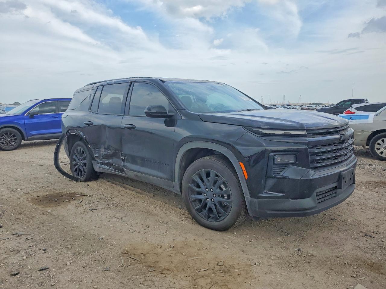 2026 CHEVROLET TRAVERSE LT — снимка 4