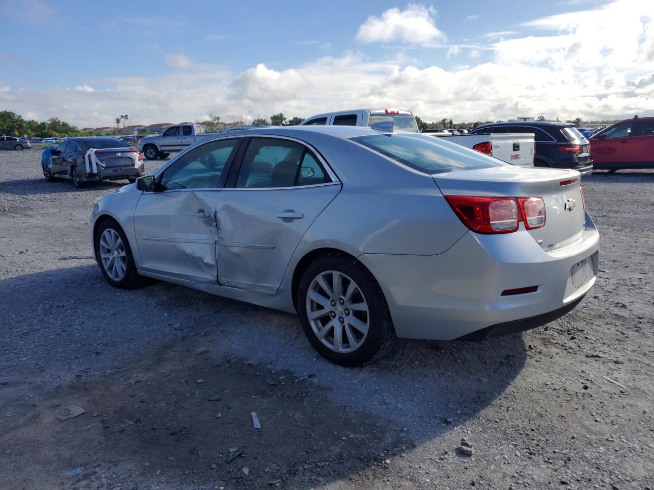 2015 CHEVROLET MALIBU 2LT — снимка 2