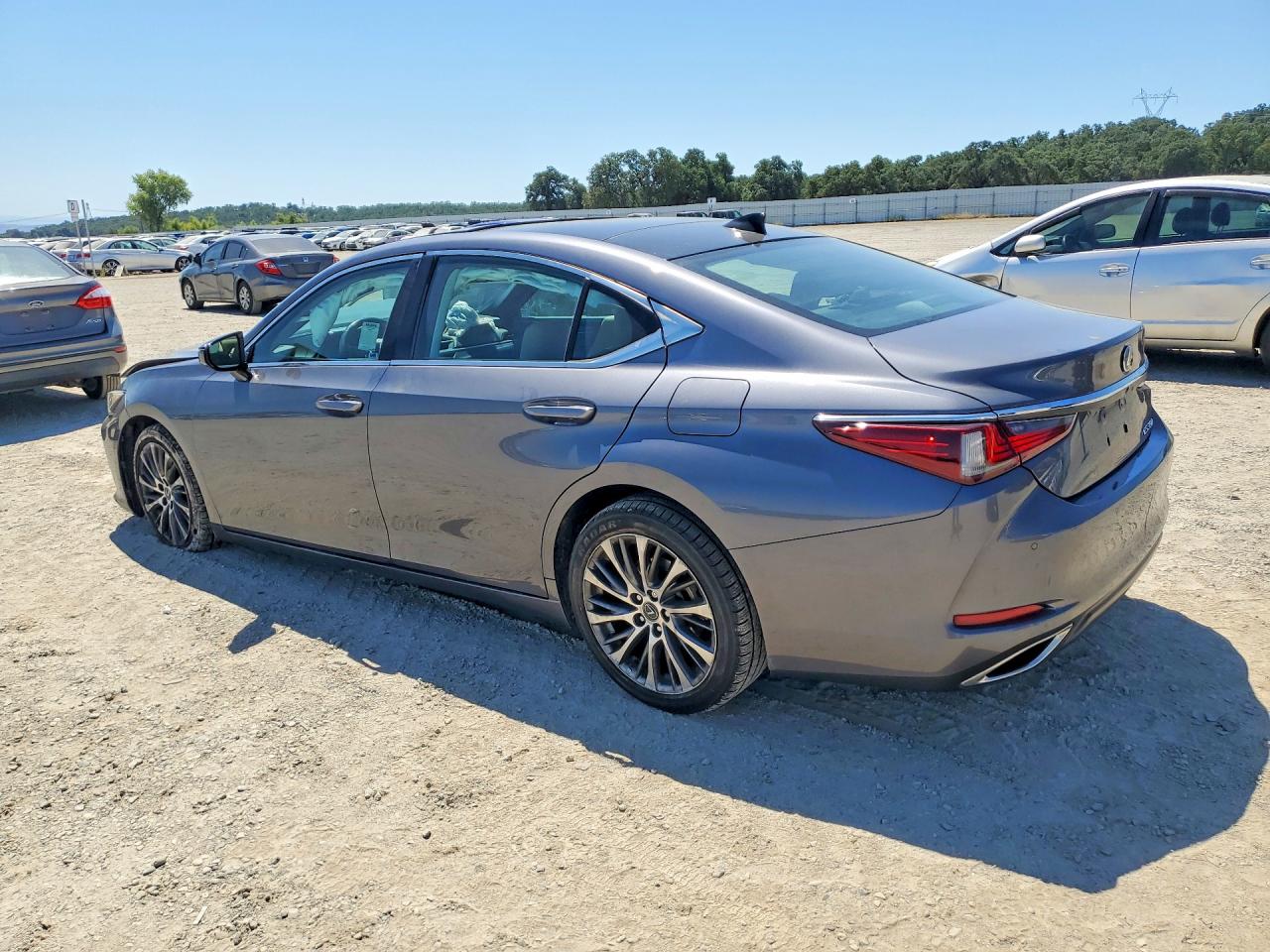 2020 LEXUS ES 350 — снимка 2