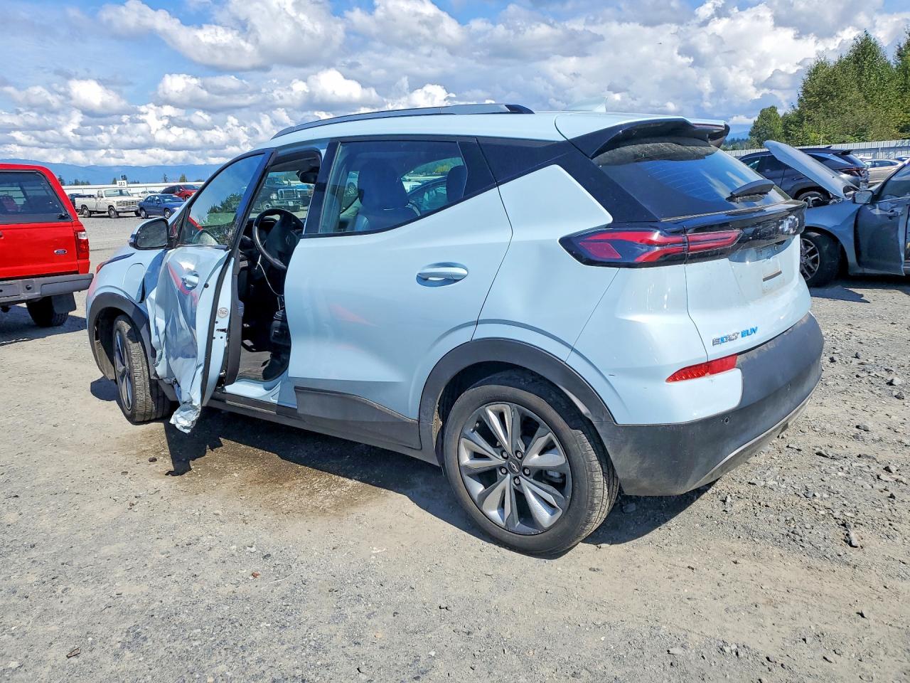 2022 CHEVROLET BOLT EUV LT — снимка 2