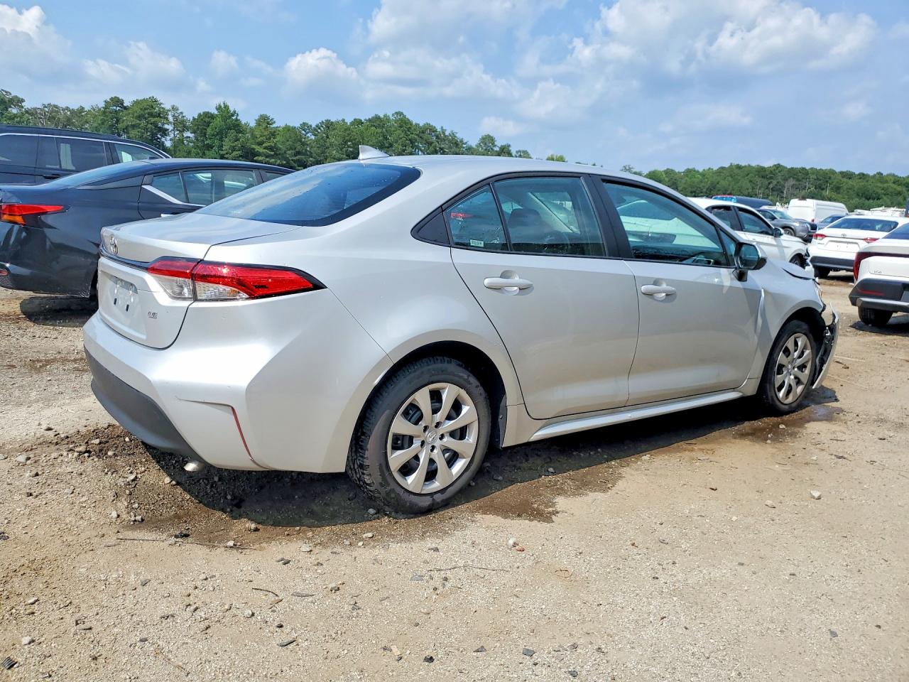 2026 TOYOTA COROLLA LE — снимка 3