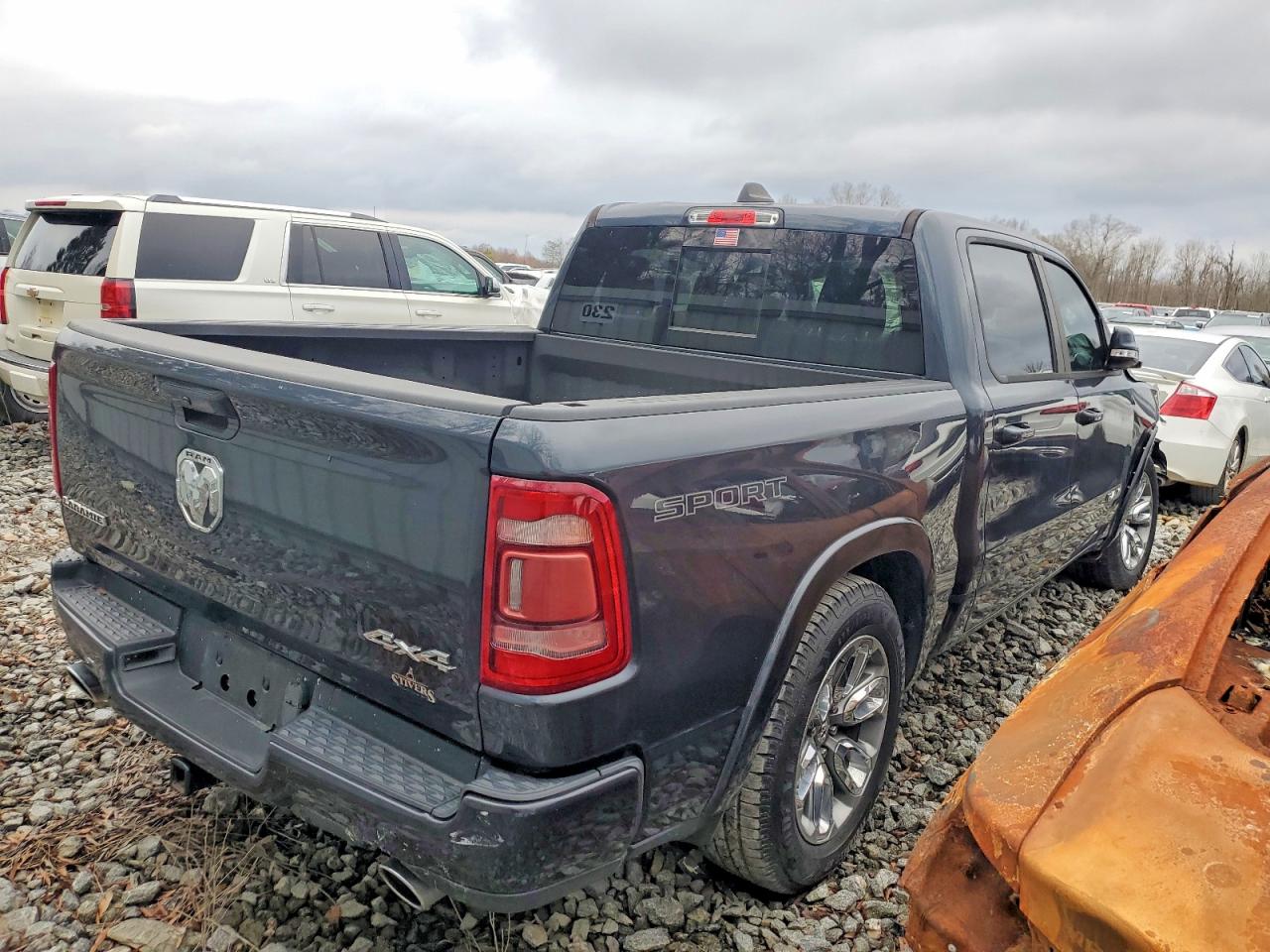 2020 RAM 1500 LARAMIE — снимка 3