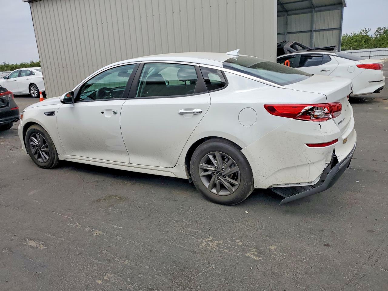 2020 KIA OPTIMA LX — снимка 2