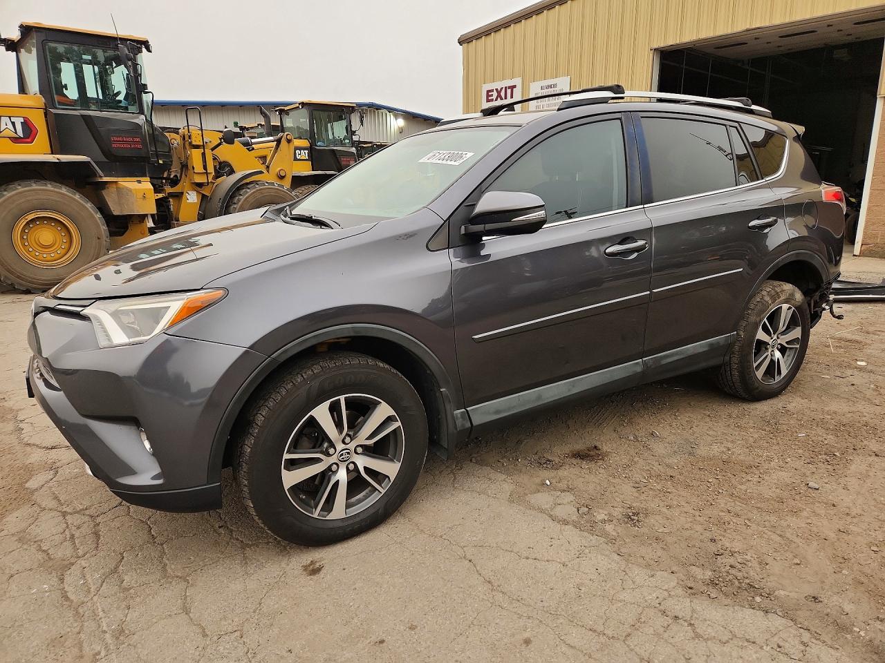 2016 TOYOTA RAV4 XLE