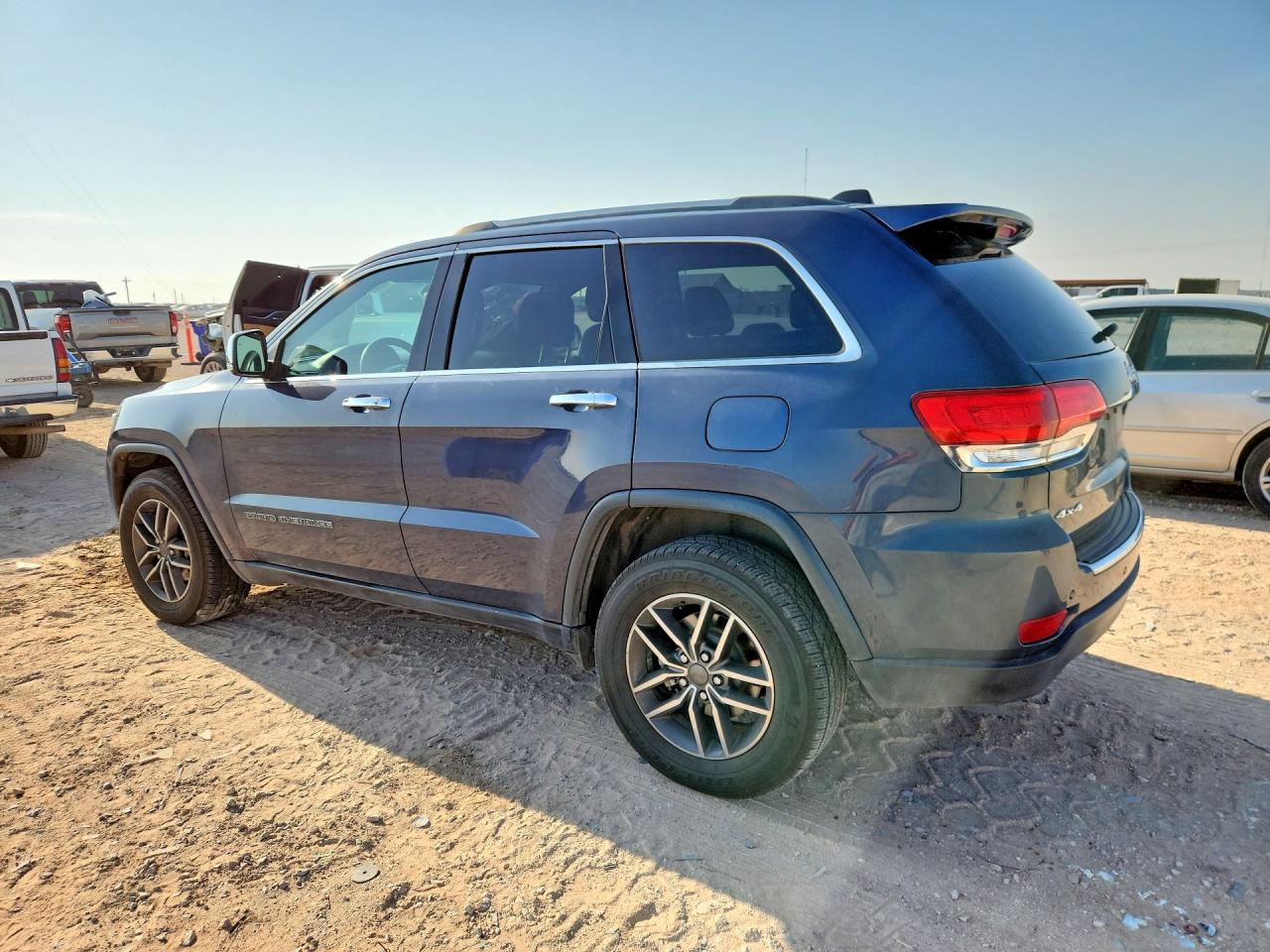 2019 JEEP GRAND CHEROKEE LIMITED — снимка 2