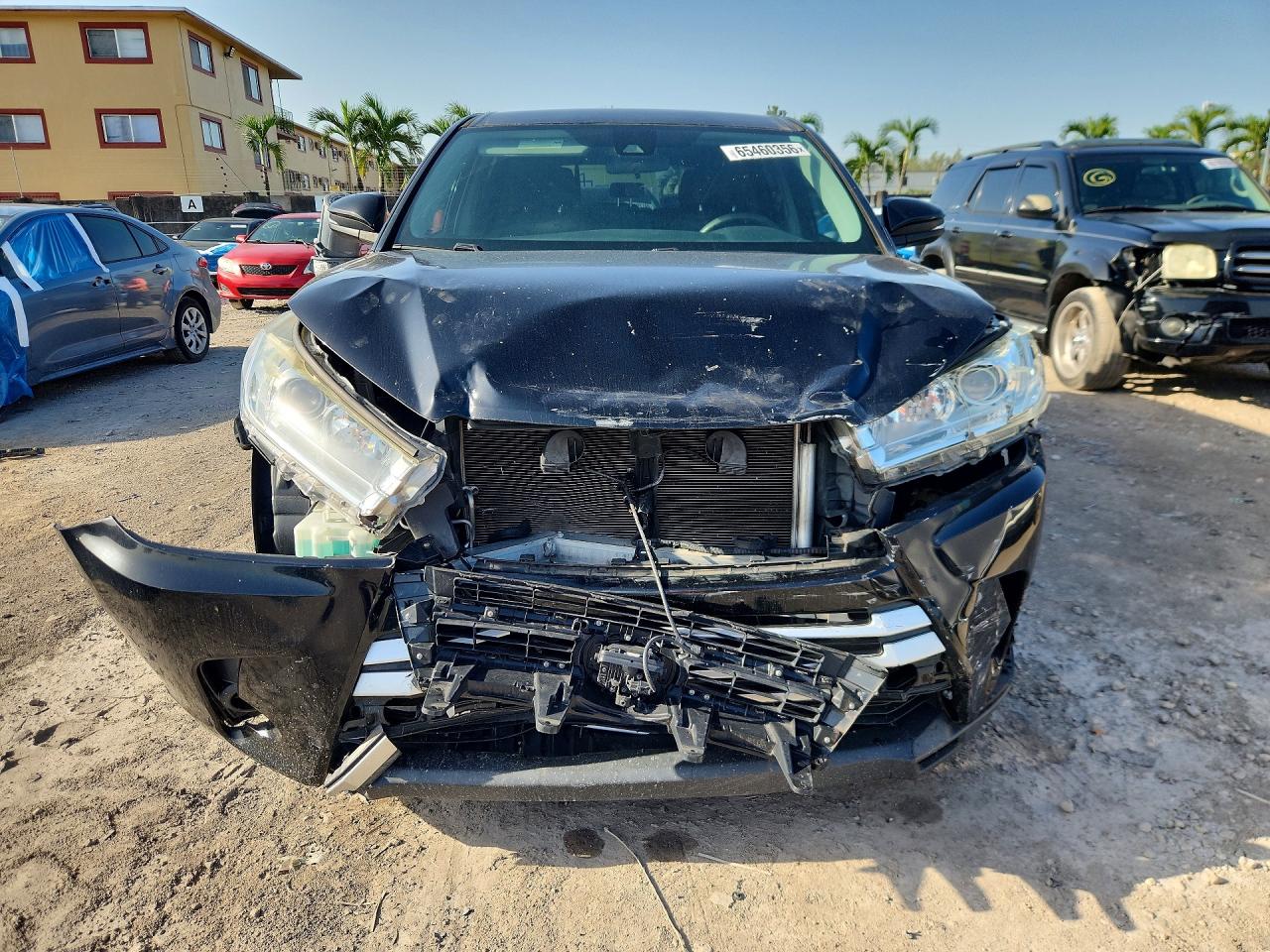2019 TOYOTA HIGHLANDER LE — снимка 5