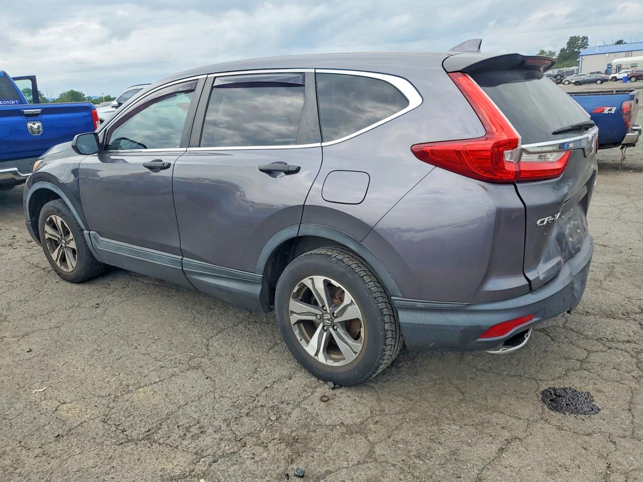 2017 HONDA CR-V LX — снимка 2