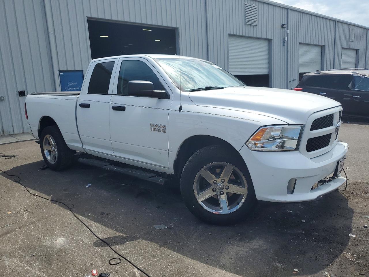 2017 RAM 1500 ST — снимка 4