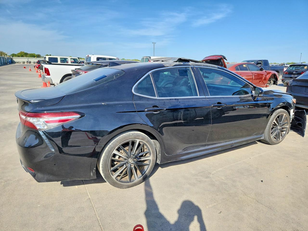 2019 TOYOTA CAMRY XSE — снимка 3