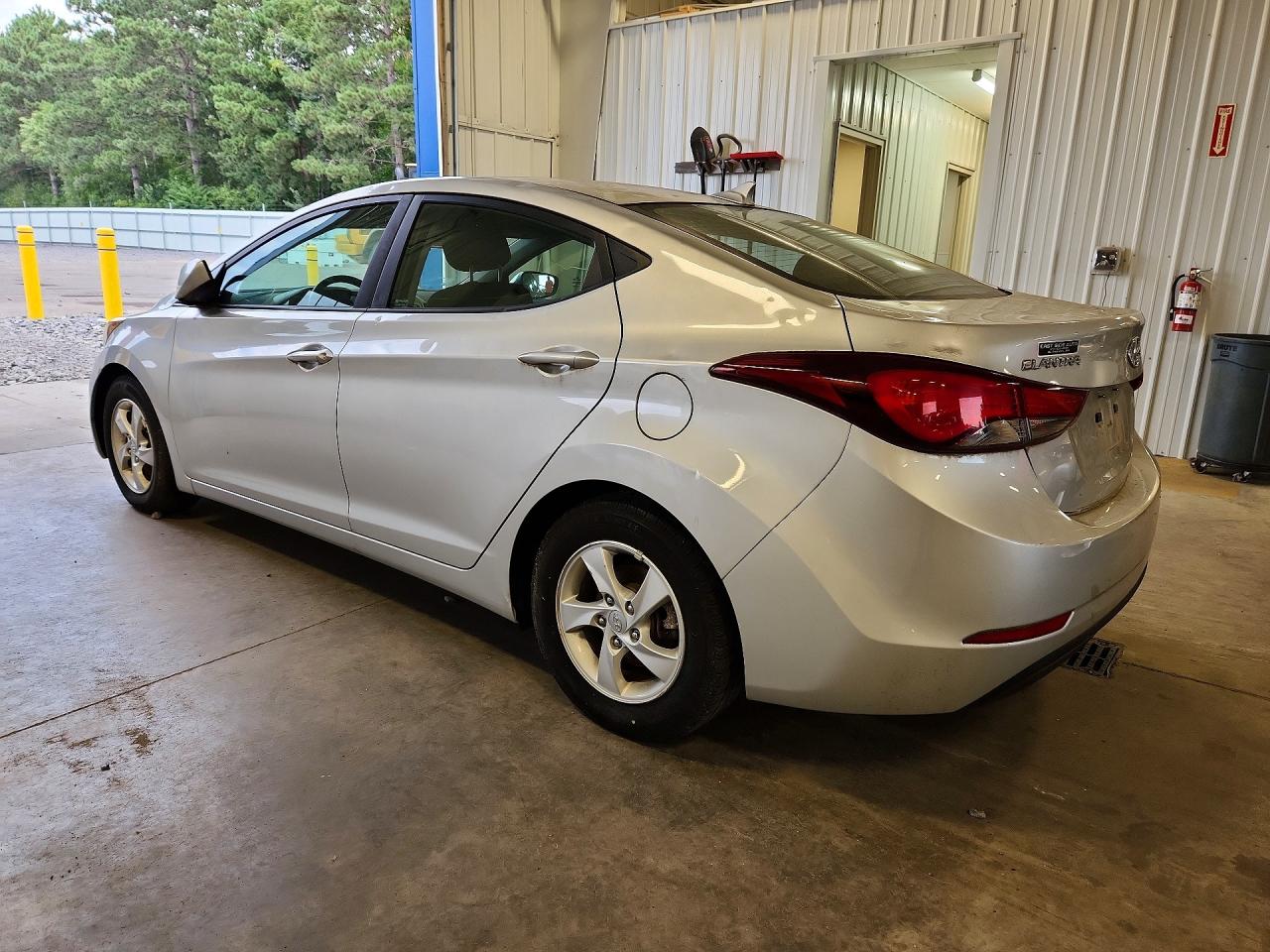 2015 HYUNDAI ELANTRA SE — снимка 2