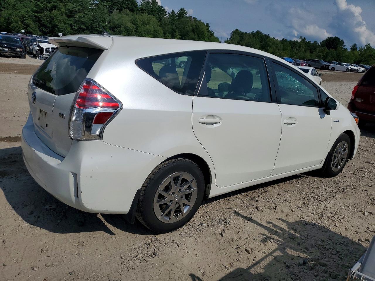 2016 TOYOTA PRIUS V TWO — снимка 3