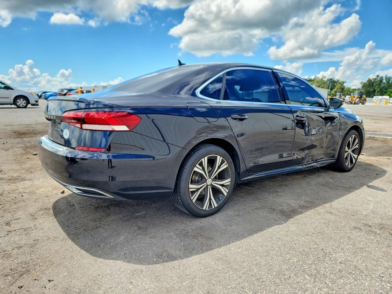 2022 VOLKSWAGEN PASSAT SE — снимка 3