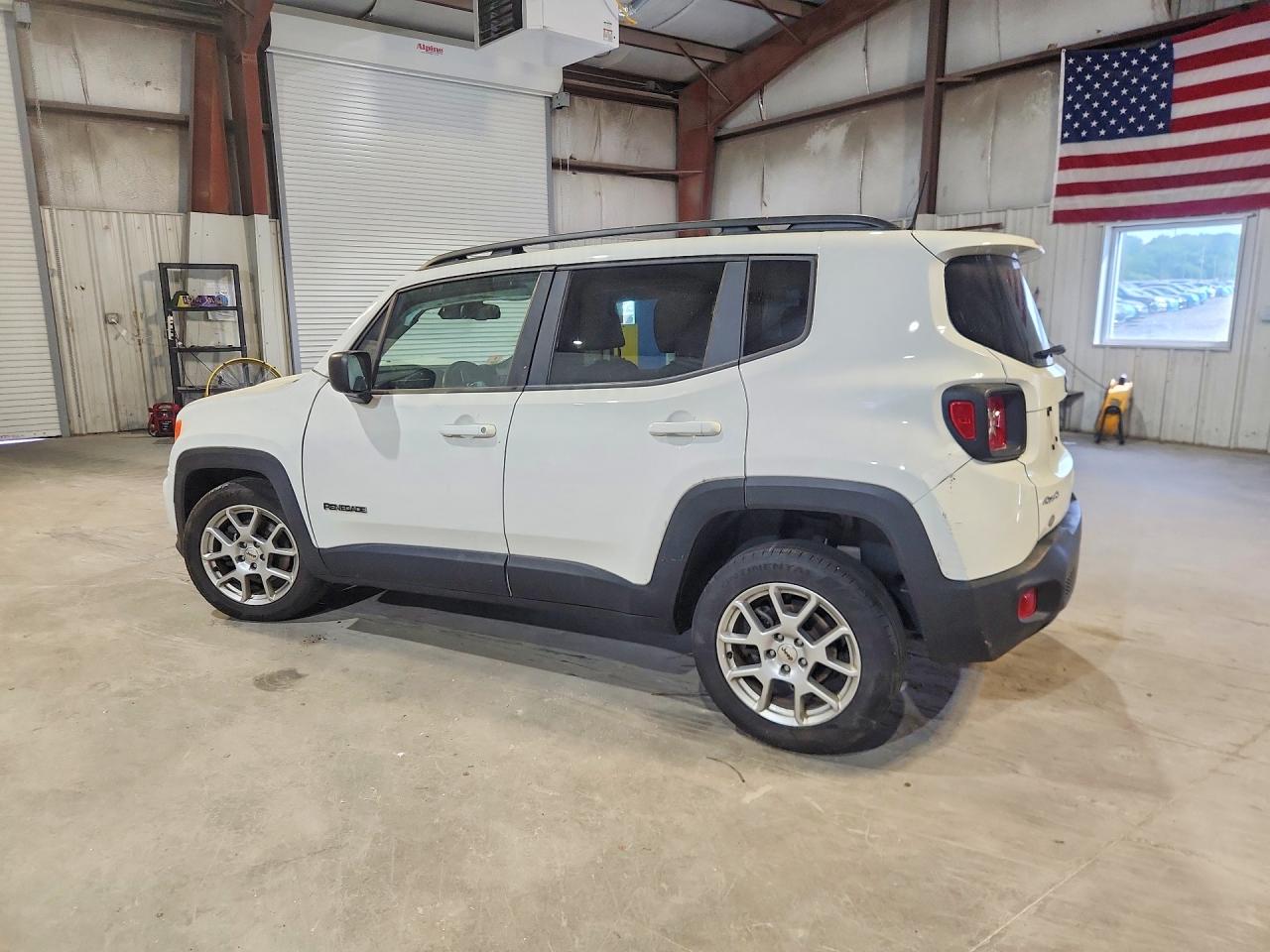 2023 JEEP RENEGADE LATITUDE — снимка 2