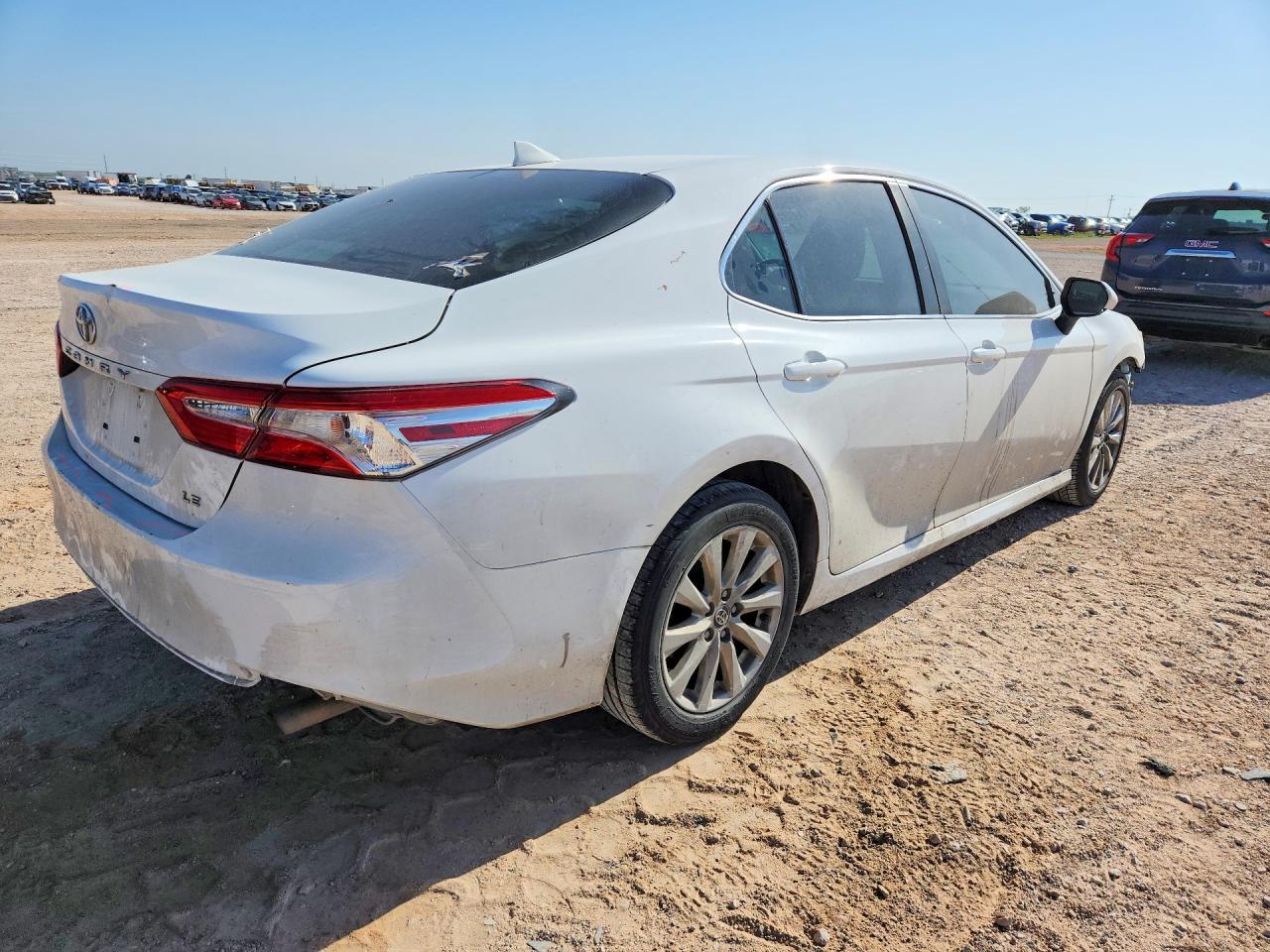 2020 TOYOTA CAMRY LE — снимка 3