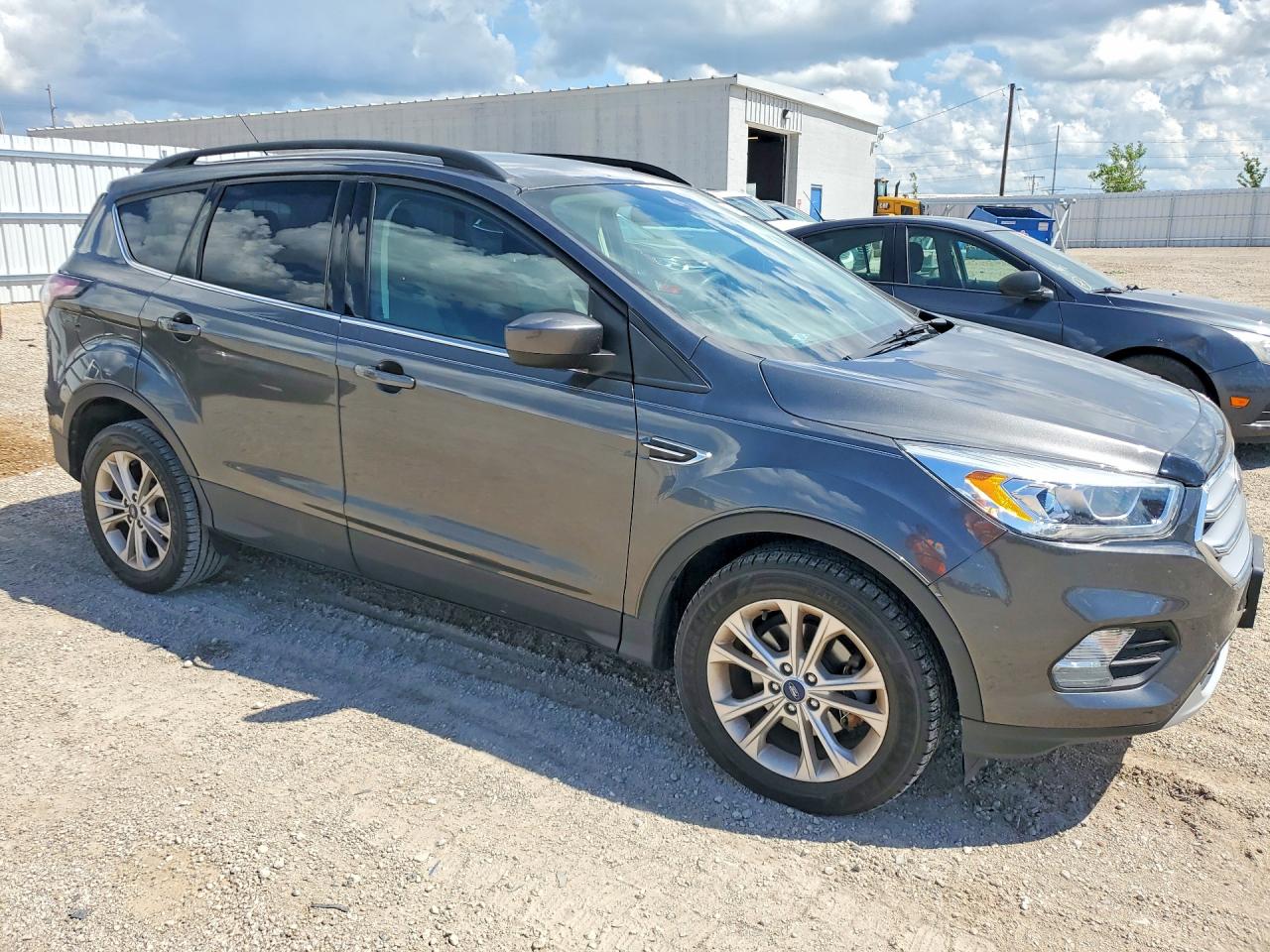 2017 FORD ESCAPE SE — снимка 4