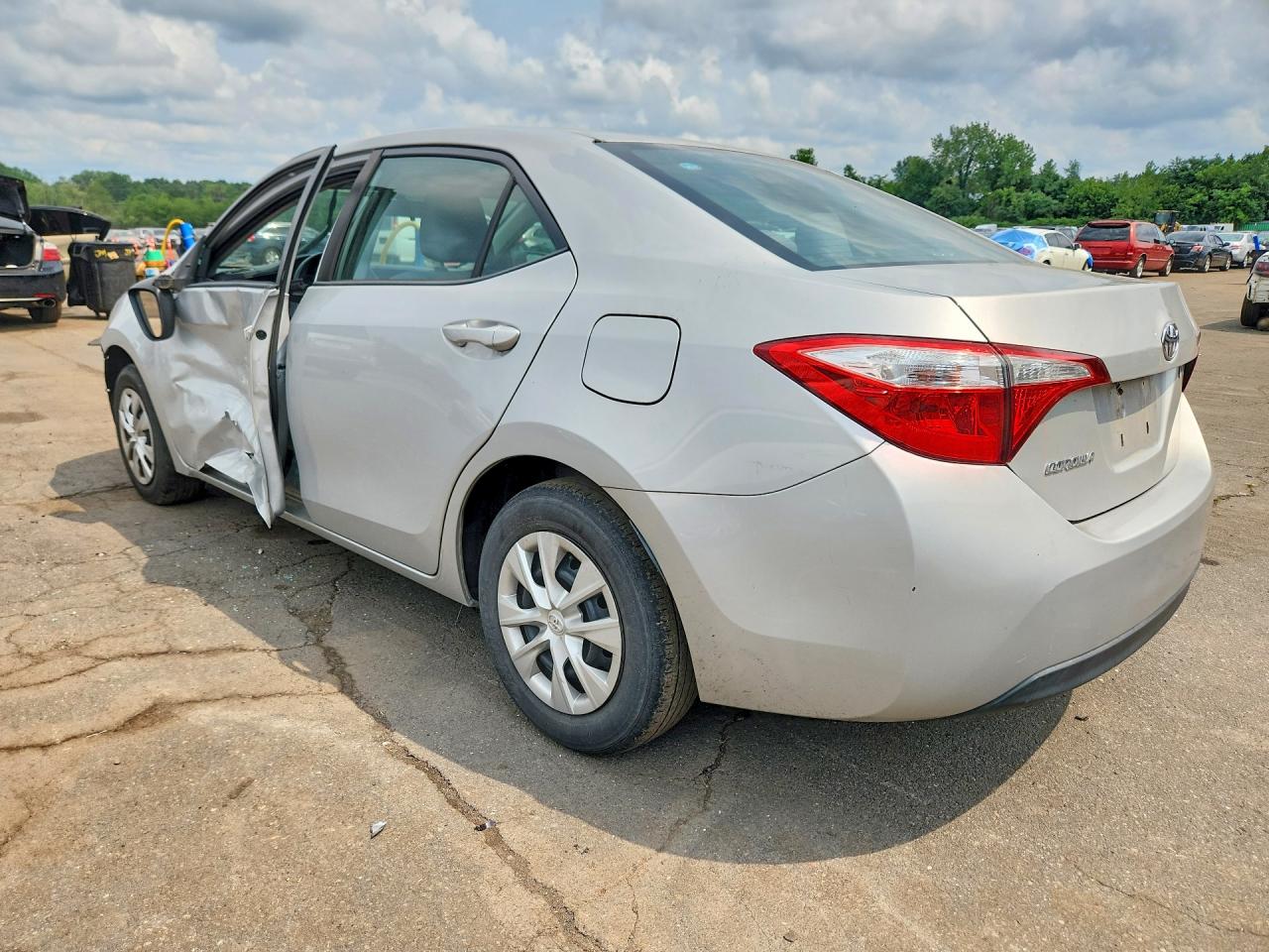 2015 TOYOTA COROLLA L — снимка 2