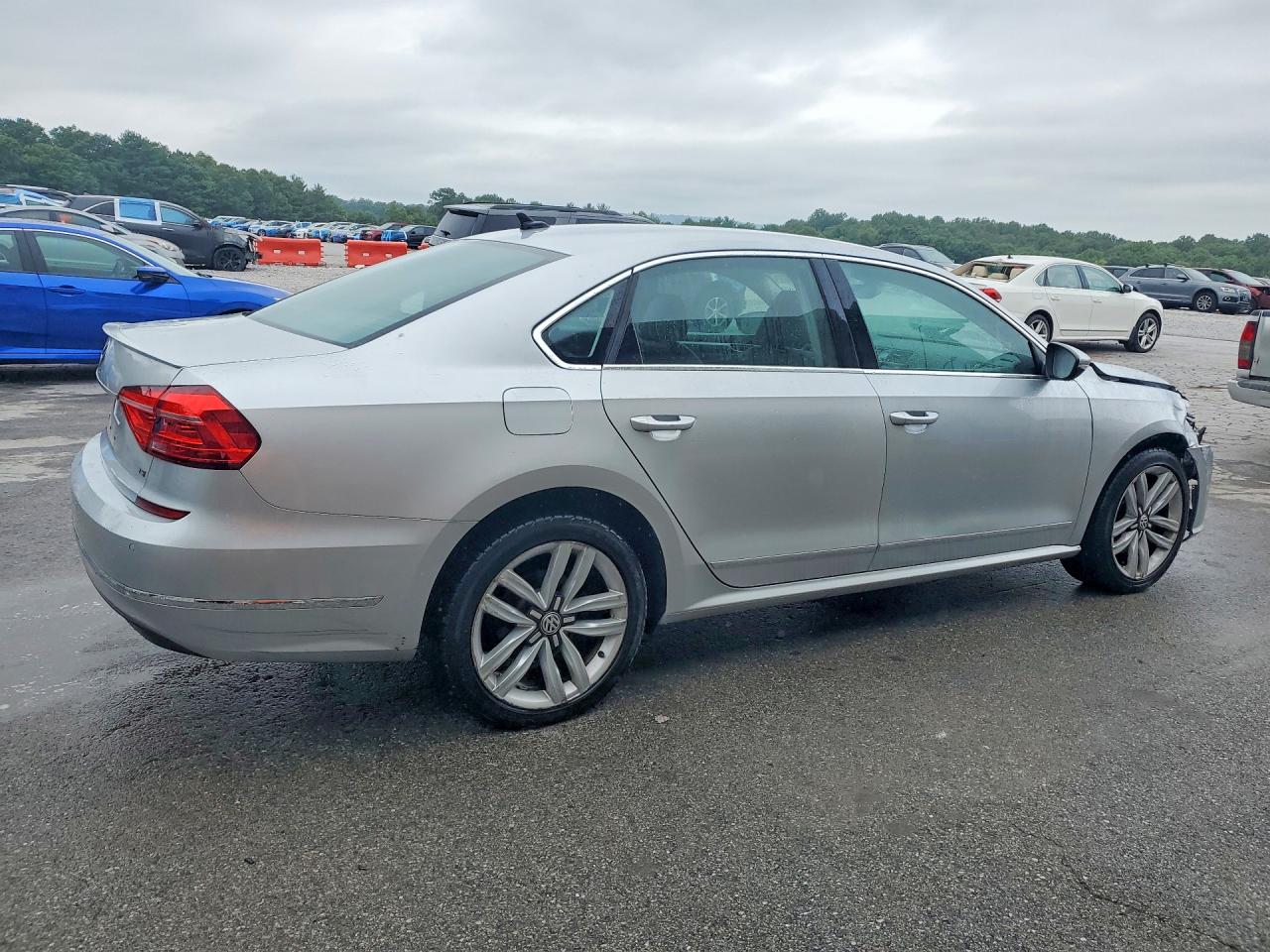 2016 VOLKSWAGEN PASSAT SEL — снимка 3