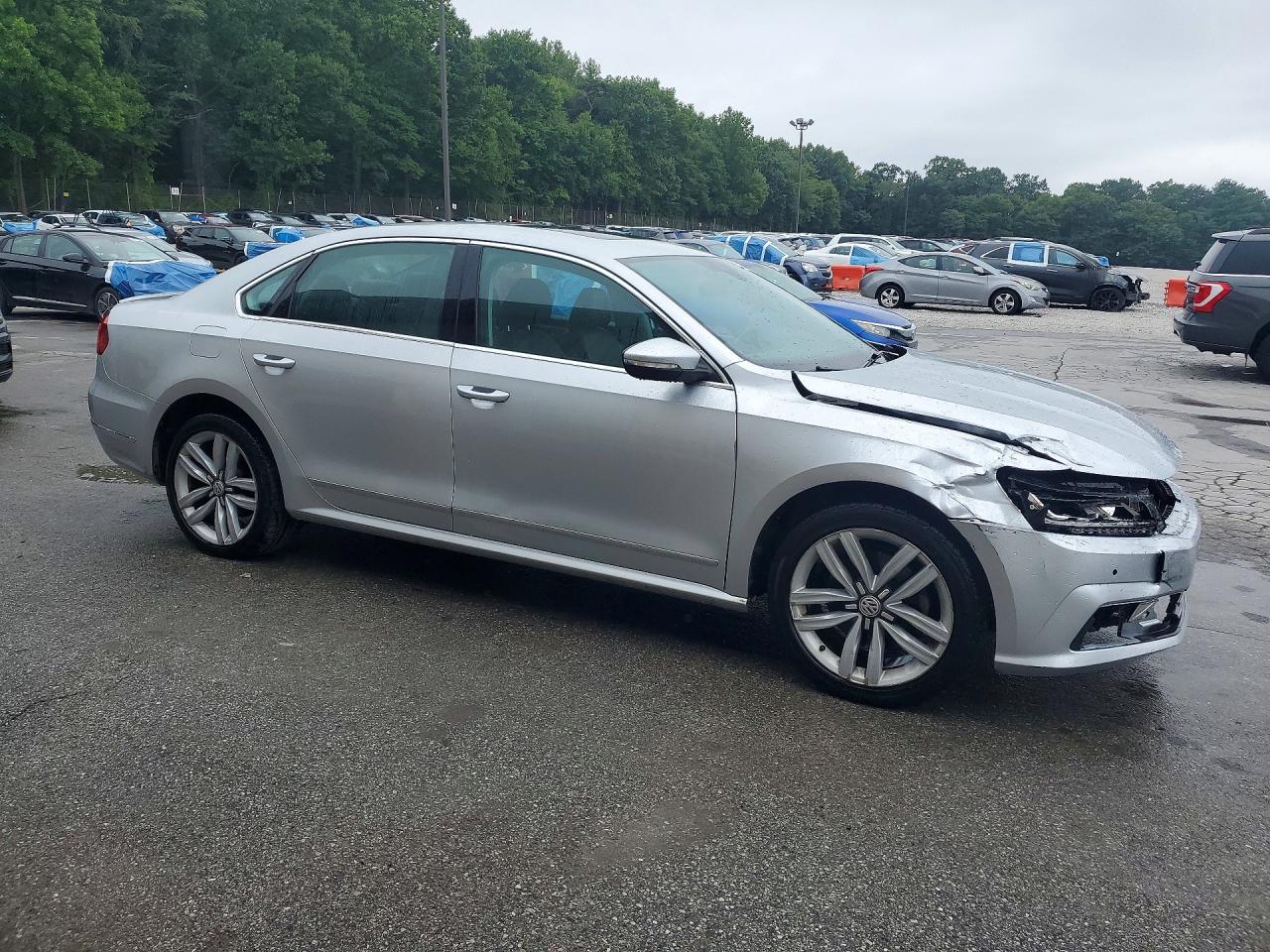 2016 VOLKSWAGEN PASSAT SEL — снимка 4
