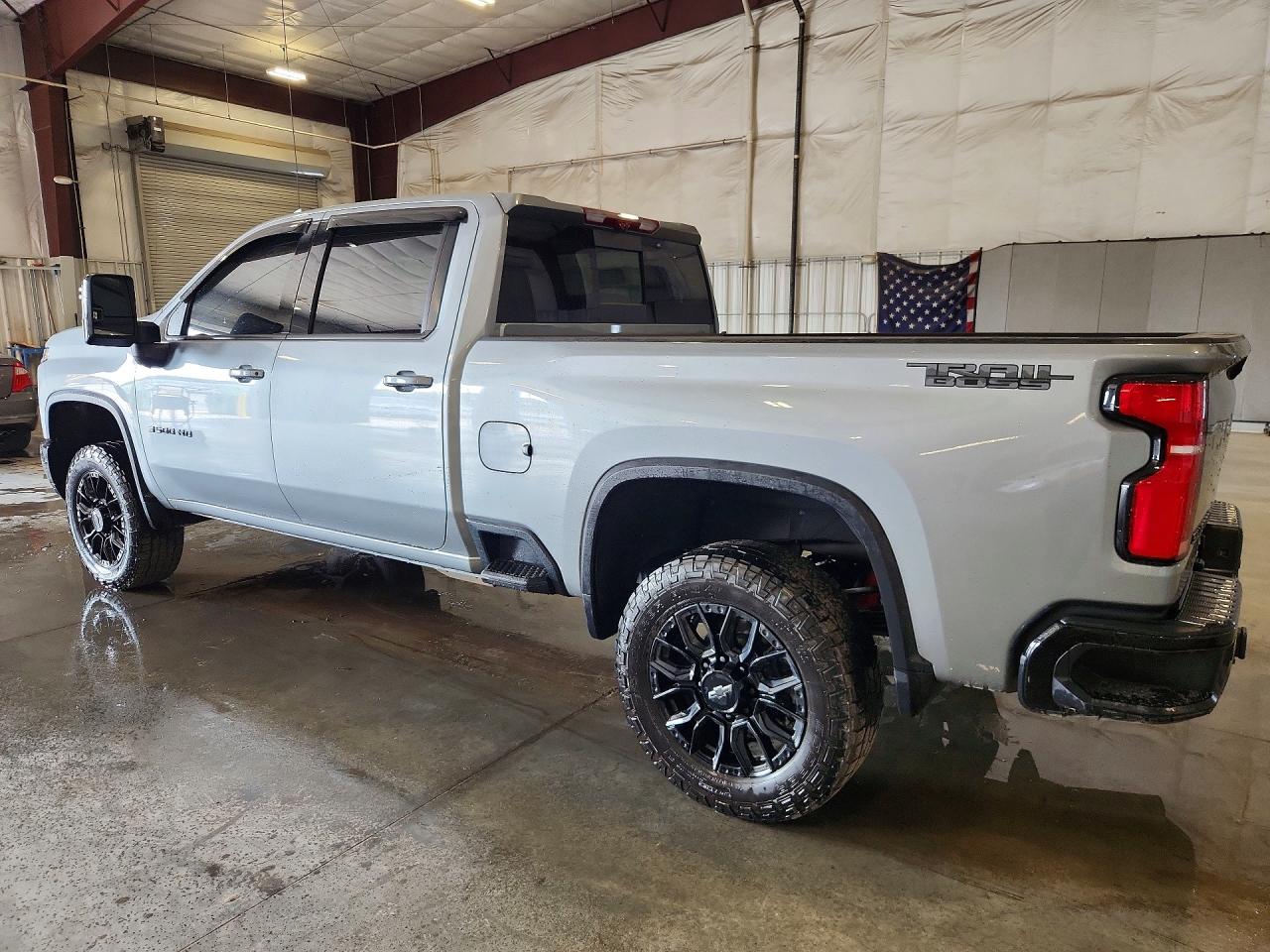 2025 CHEVROLET SILVERADO K3500 LTZ — снимка 2