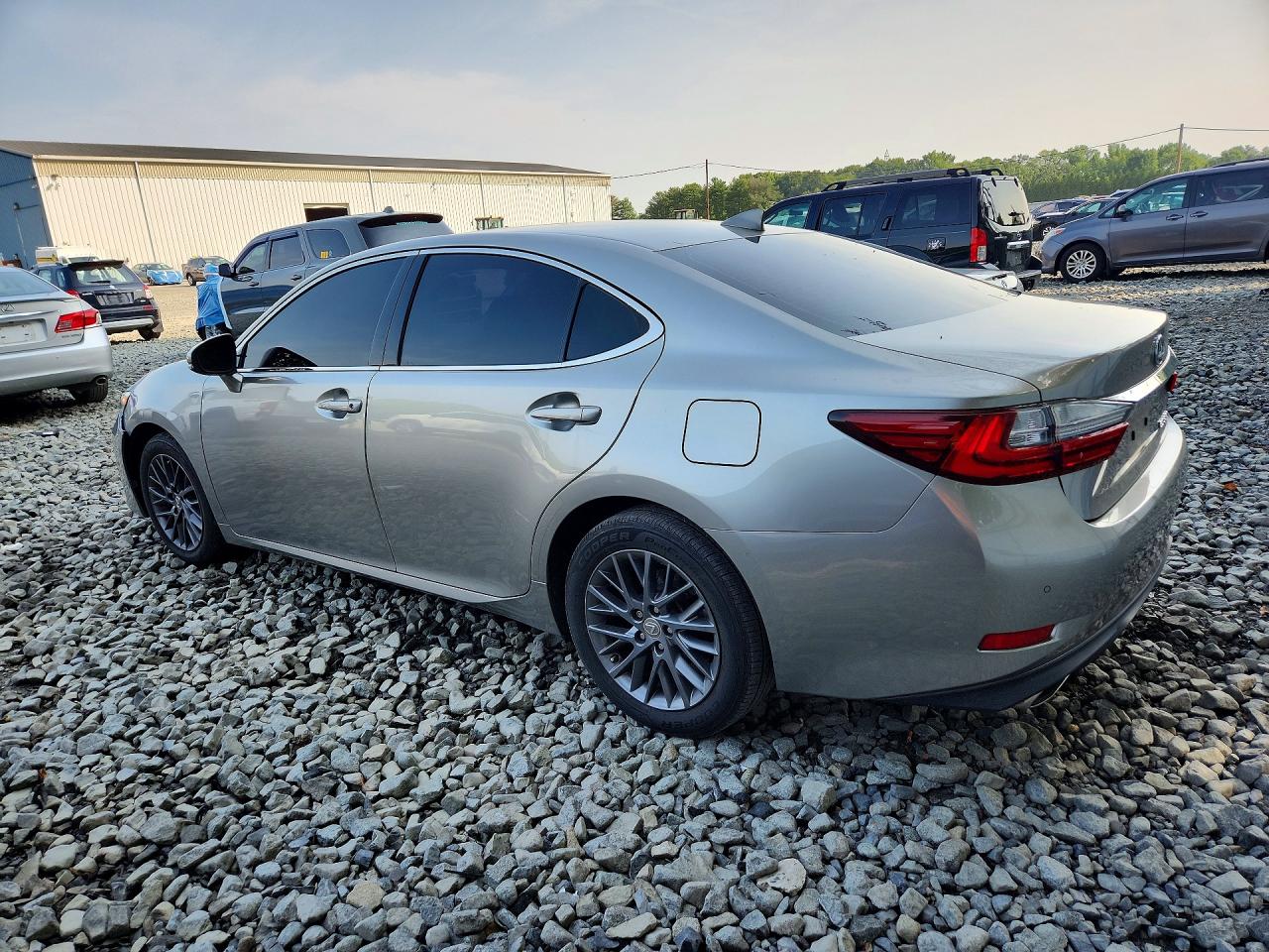 2018 LEXUS ES 350 — снимка 2