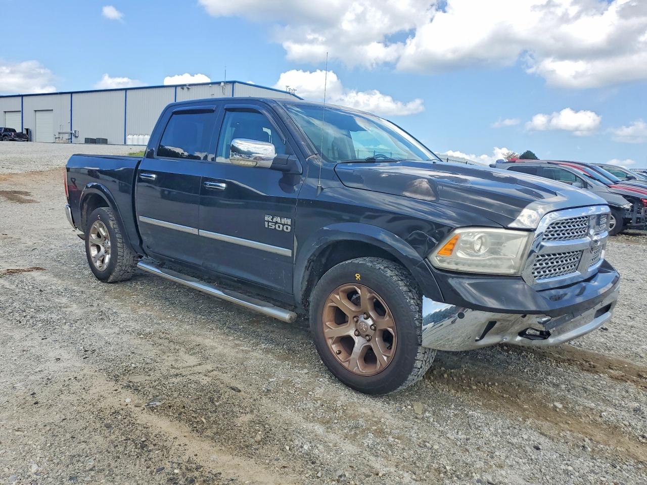 2015 RAM 1500 LARAMIE — снимка 4