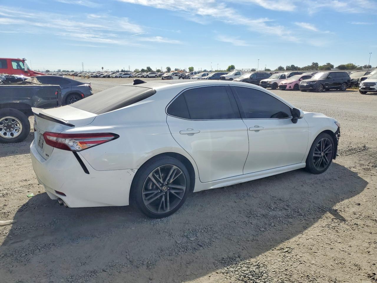 2019 TOYOTA CAMRY XSE — снимка 3