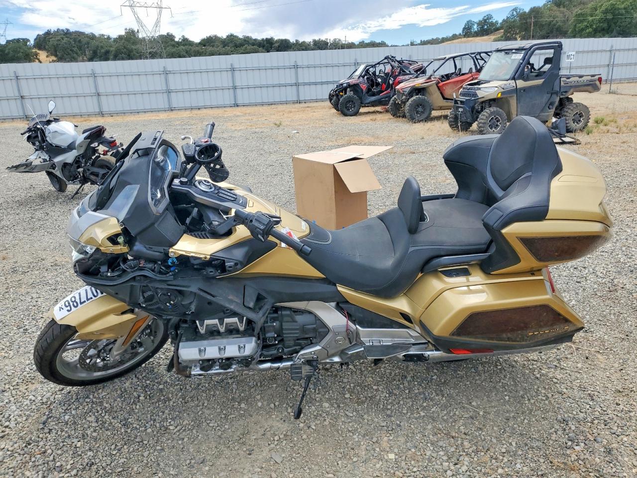 2025 HONDA GL1800 D — photo 3