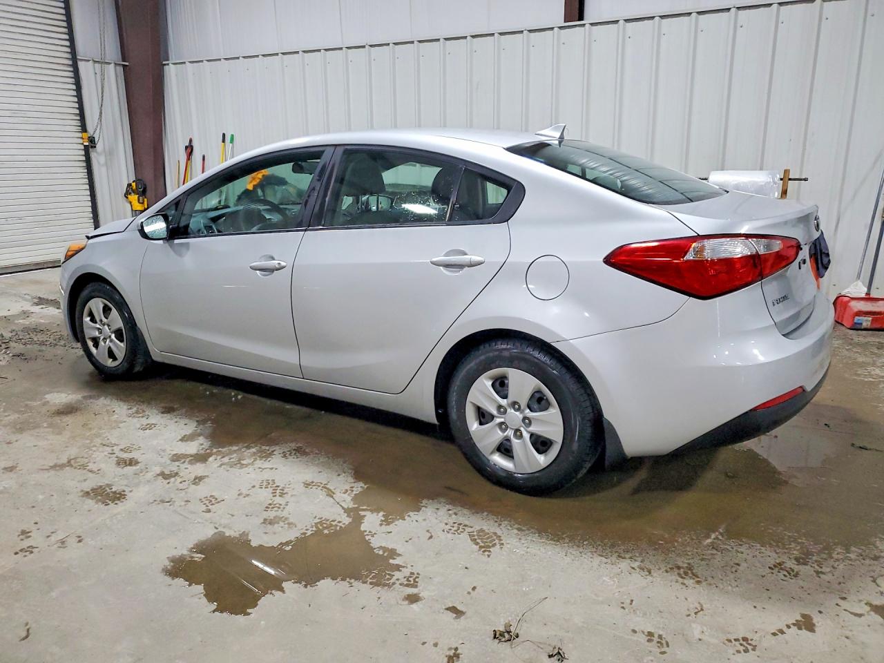 2016 KIA FORTE LX — снимка 2